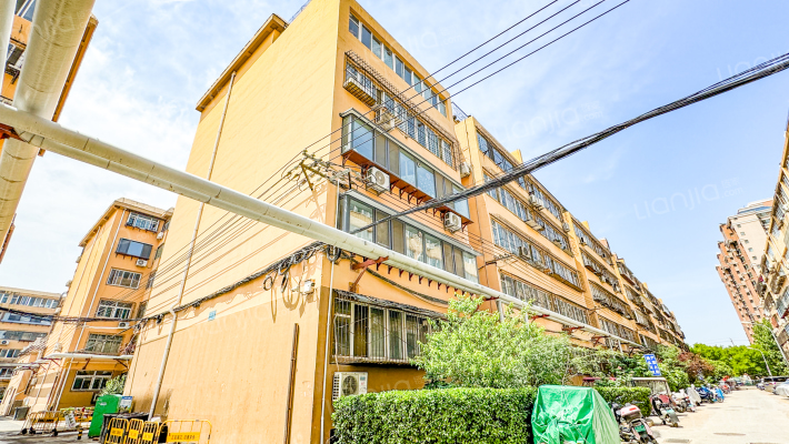 闫千户小区五区外景图