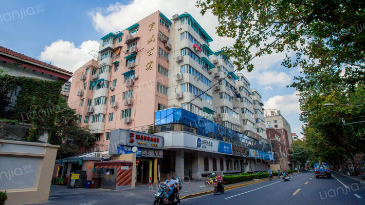 宝城公寓外景图