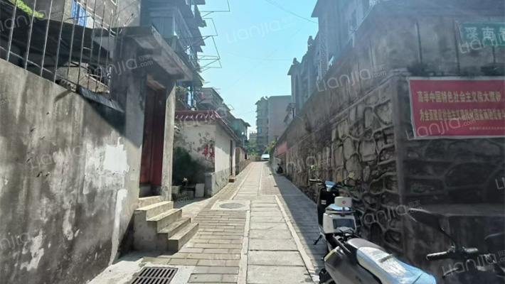 龙山路96号外景图