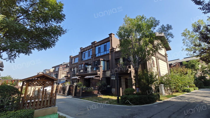 抱犊寨阿尔卡迪亚外景图