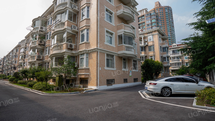 南湖花园外景图