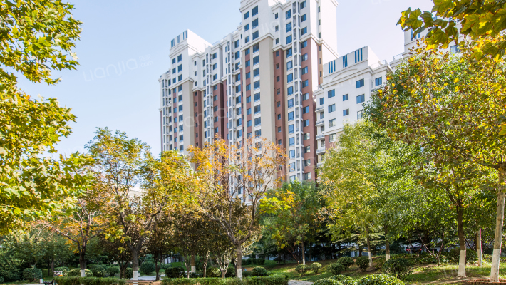 远洋沁山水外景图