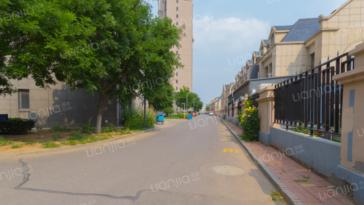 馨梅福苑西区外景图