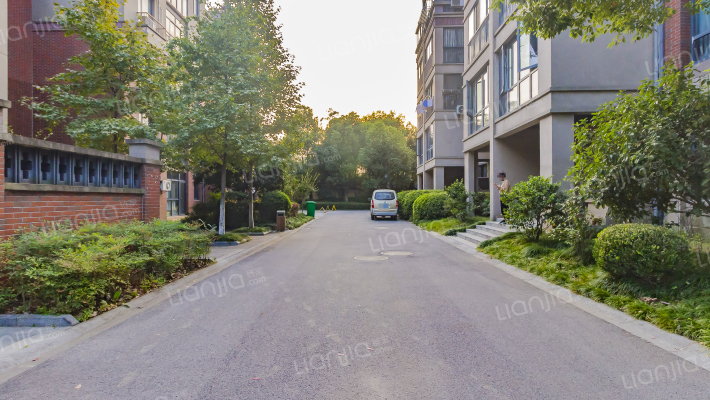 城开汤山公馆外景图