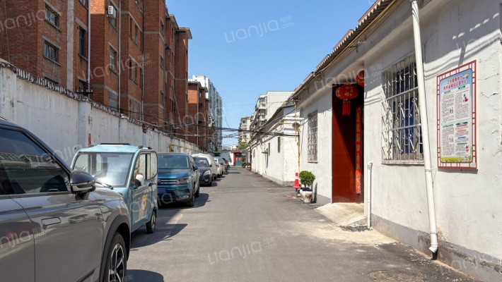 文化路195号外景图