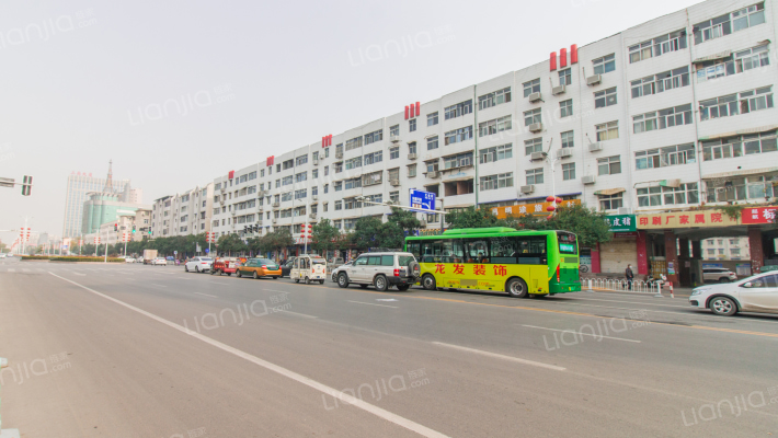 印刷厂家属院外景图