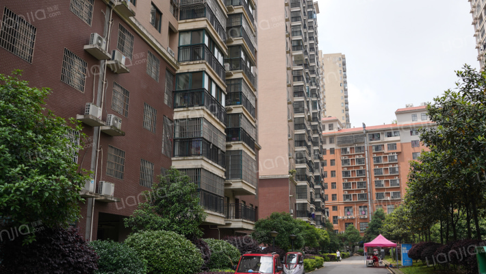 红建滨水名都外景图