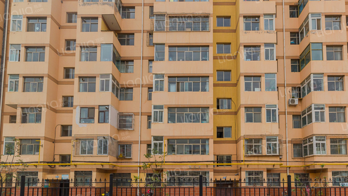 宝影花园外景图