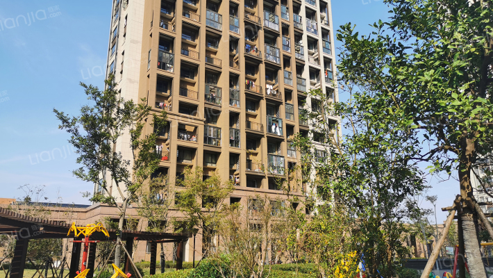 东裕华庭外景图