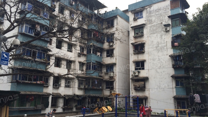 大石坝上六村外景图