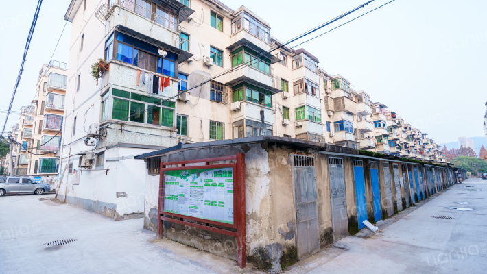 平水镇洋桥新村外景图