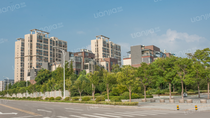 国信上城叠院外景图