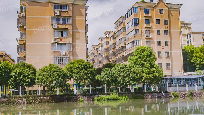 旭雁小区外景图