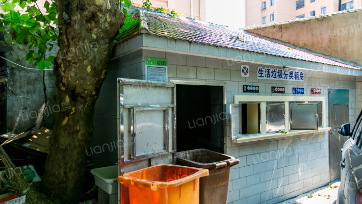 东物公寓外景图