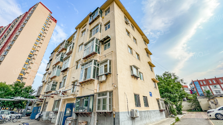 机车新村一街外景图