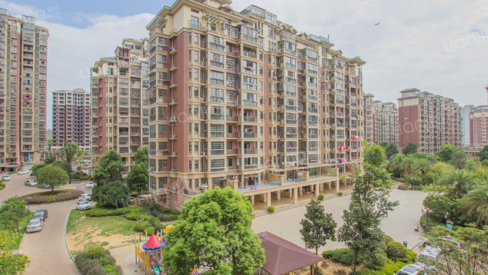 南天阳光西区外景图