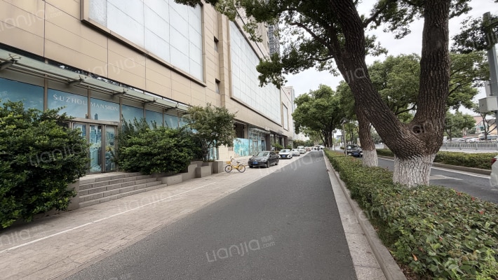 石路金座外景图