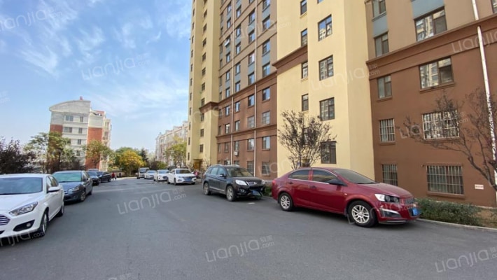 青岛天一畔城山水居房价怎么样天一畔城山水居房源户型图小区车位交通