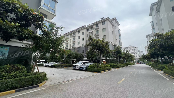 南湖苑一区外景图