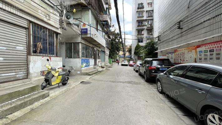 桃园小区外景图