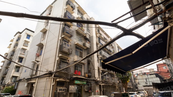 径河小区外景图