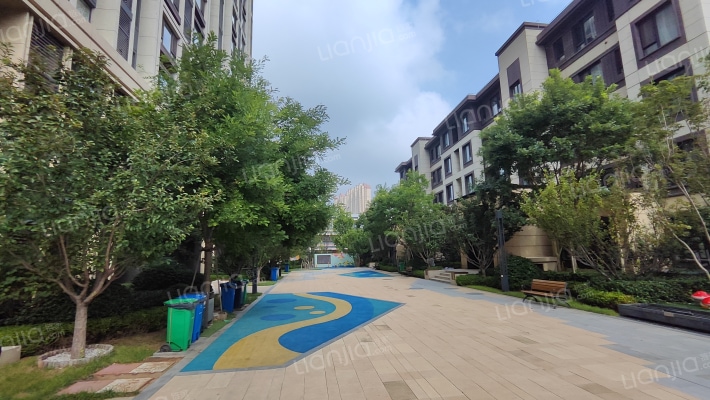 华润置地大连湾B4区外景图