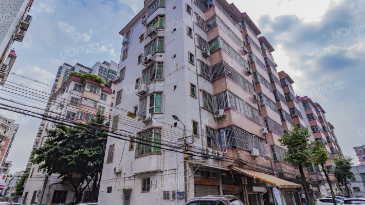 西南街第十四小区外景图