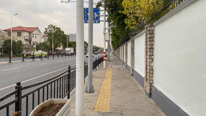 东方明珠花园外景图