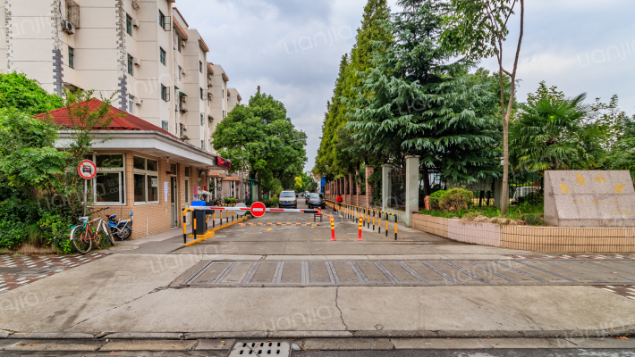 开鲁六村外景图
