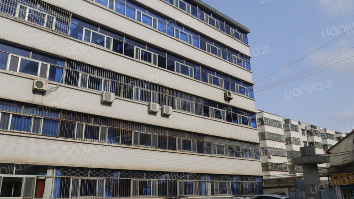 五金公司家属院外景图