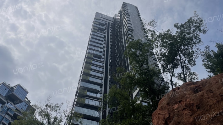 麓湖生态城云镜外景图