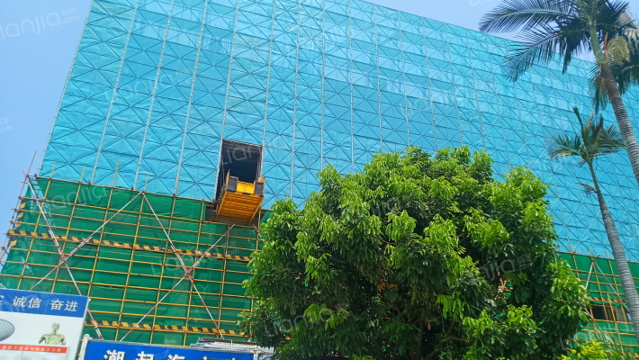 绿地·领海广场外景图