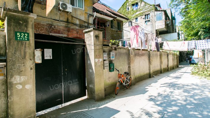 米丘林公寓外景图