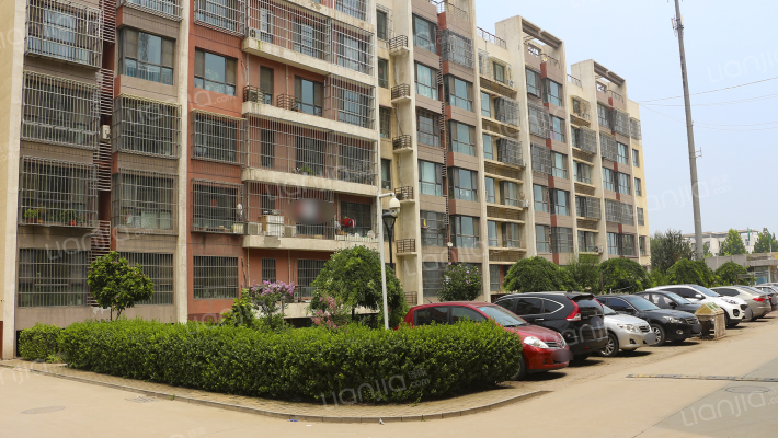 润铁家园外景图