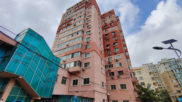 八一小区外景图