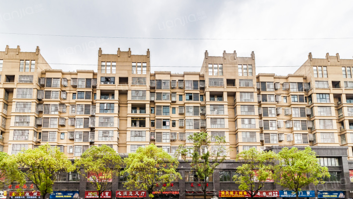 绿野幸福里外景图