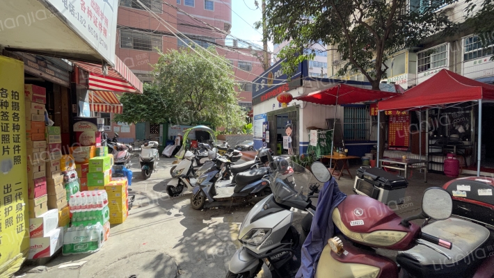 黄金路4号外景图