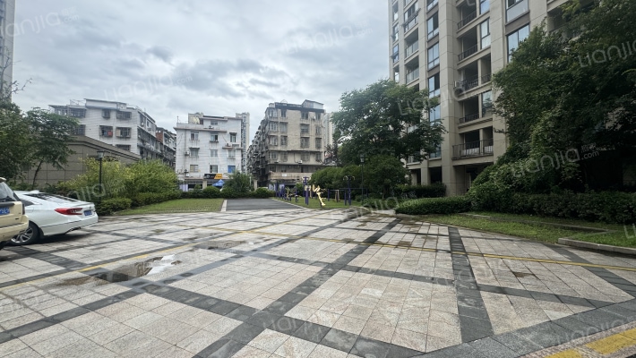 龙景佳苑外景图