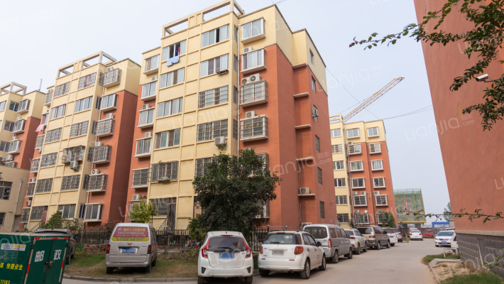 世纪雅苑外景图