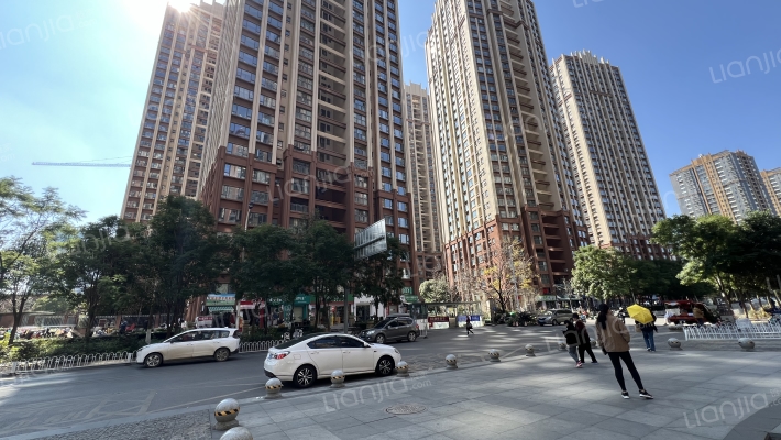 润城第三大道外景图