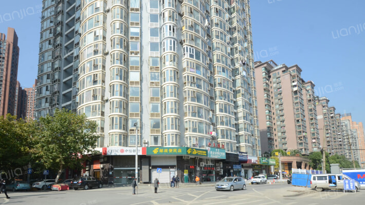 民福金堡外景图