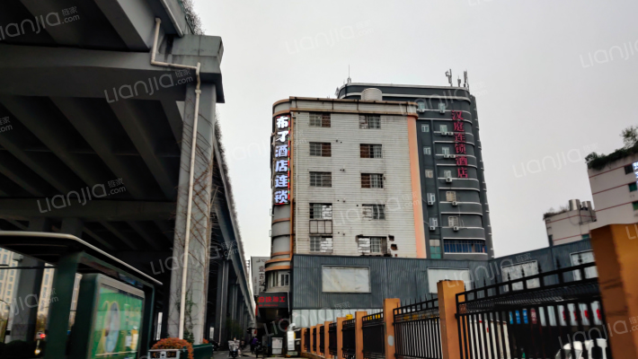 中华大厦外景图