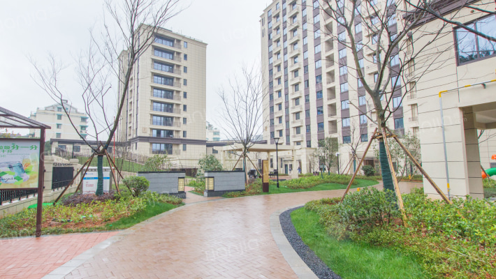 中梁百悦景园外景图