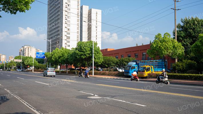 咏春公寓外景图