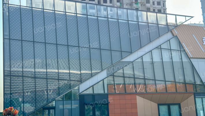 荣昌上城外景图