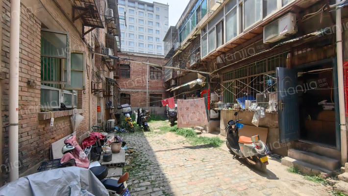 东大院10号院外景图