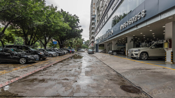 华深大厦外景图