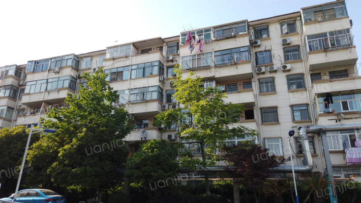 梅怡新村外景图