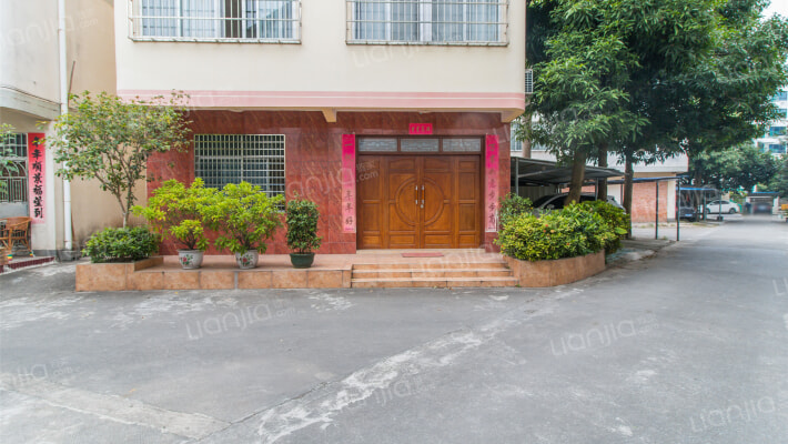 顺怡花园C10区外景图