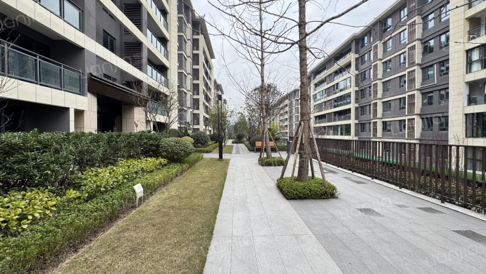 中国铁建云锦山外景图